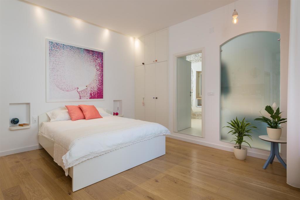 That Place Studio Apartment Trogir Eksteriør billede